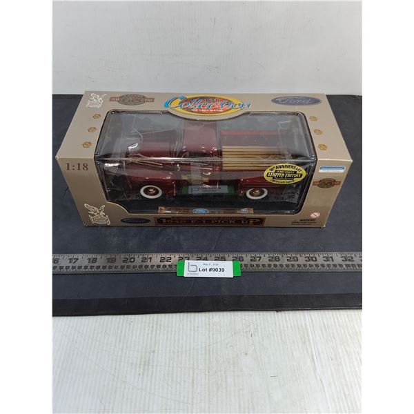 NIB Road Legends Replica 1:18 Diecast 1948 F1 Ford Pick Up Truck