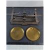 Image 2 : Vintage Metal Portee Max 2-Kilo Balance Scale w/Brass Trays & Weights