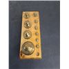 Image 3 : Vintage Metal Portee Max 2-Kilo Balance Scale w/Brass Trays & Weights