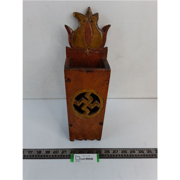 Vintage Wooden Hanging Holder
