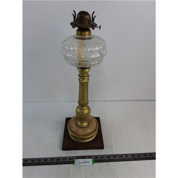 # Antique Victoria Brass Banquet Oil Lamp - Cannot Ship