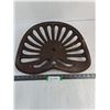 Image 1 : Antique M488 Cast Iron Tractor Seat