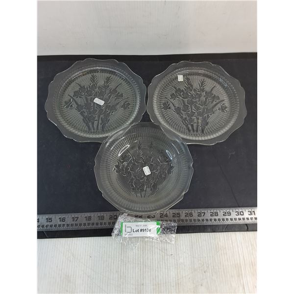 (2) Jeanette "Iris & Herringbone" Glass Dinner Plates & Soup Bowl