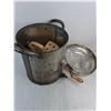 Image 2 : Vintage 5 Gallon Butter Churn - 13" Diameter x 16" High - Pickup Preferred