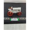 Image 1 : Vintage Cast Iron Tractor Ornament