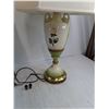 Image 5 : *Pair of Vintage "Ceramic Base" Table Lamps - 33" High - Both Working - Cannot Ship