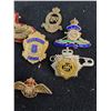 Image 3 : (11) Vintage Canadian Military Badges, Buttons & Pins