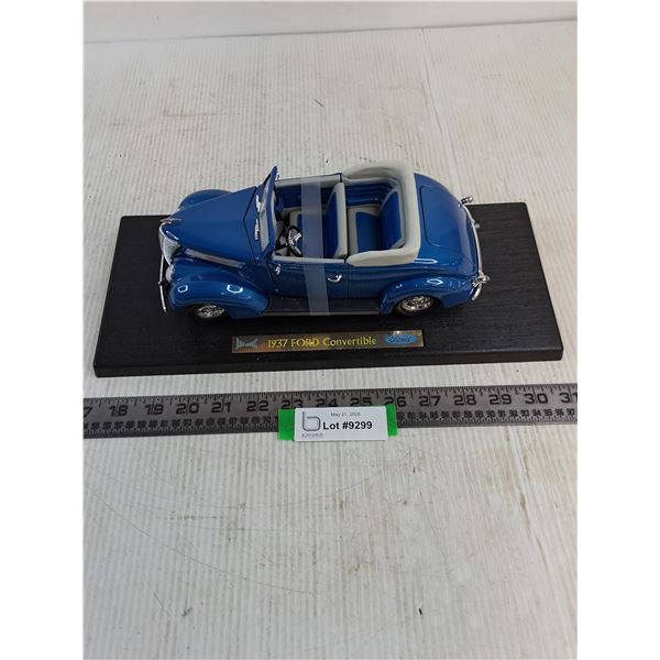 "Road Legends" Mounted Replica Diecast 1937 Ford Convertible