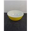 Image 2 : Yellow Pyrex 4-Quart Mixing Bowl
