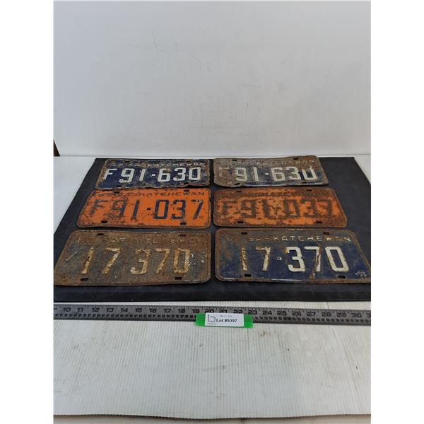 (3) Pairs 1962 & 1963 Saskatchewan Plates