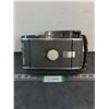 Image 1 : Vintage Polaroid 150 Land Camera