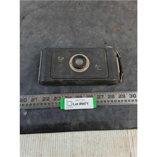 Vintage Kodak Jiffy Six-16 Series II Camera, As is