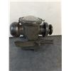 Image 3 : Antique Ford Model T Kerosene Lamp