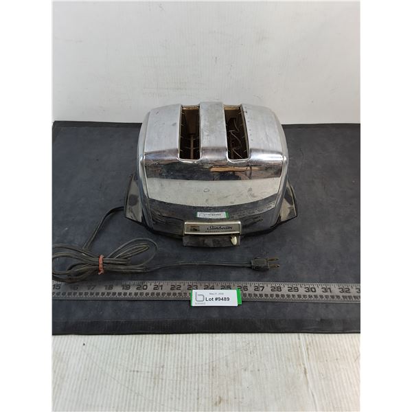 Sunbeam 2-Slice Electric Toaster - Untested, As is
