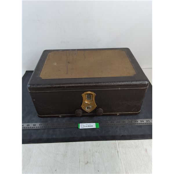 Antique Deforest Crosley Tube Radio - 18x13x8" - Cannot Ship