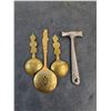 Image 2 : (4) Vintage Brass & Metal Utensils