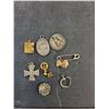 Image 2 : (8) Assorted Vintage Pendants & Pins