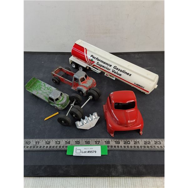 Mostly Vintage Metal Toy Car Parts