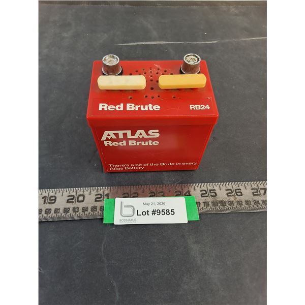 Atlas "Red Brute" Mini Radio - Needs Batteries