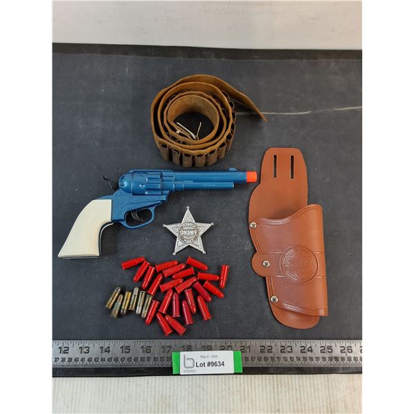 Toy Western Sheriff Set (6-Shooter, Holster, Belt, Bullets, Badge)