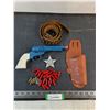 Image 1 : Toy Western Sheriff Set (6-Shooter, Holster, Belt, Bullets, Badge)