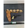 Image 1 : Western Toy 6-Shooter & Holster Belt