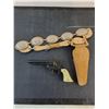 Image 2 : Western Toy 6-Shooter & Holster Belt