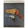 Image 2 : Western Toy 6-Shooter w/Holster Belt