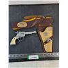 Image 1 : Western Toy 6-Shooter w/Holster Belt