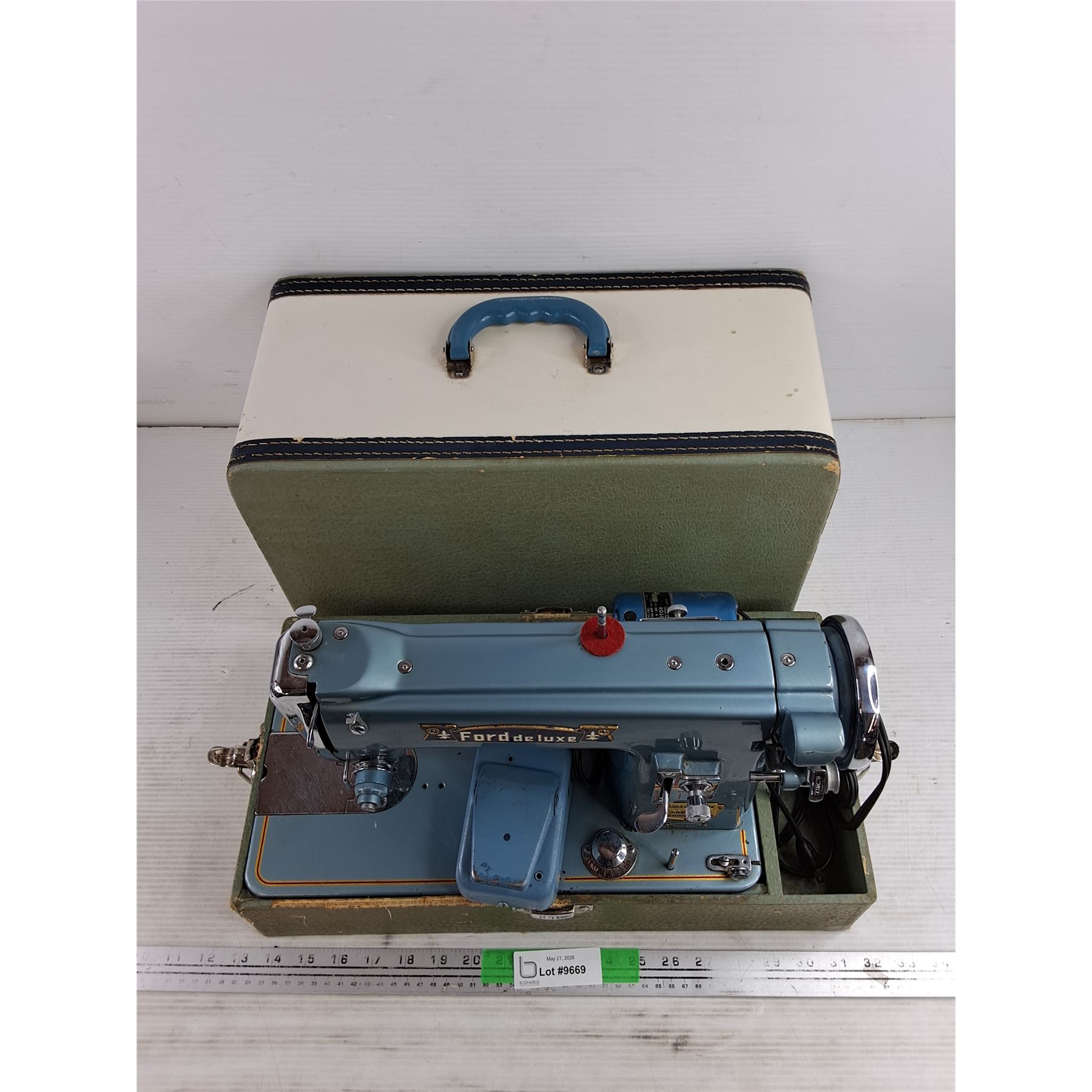 Ford Sewing Machine Vintage Ford Deluxe Electric Sewing Machine - Powers On, As Is