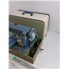 Image 4 : Vintage Ford Deluxe Electric Sewing Machine - Powers On, As Is