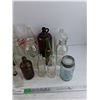 Image 4 : Assorted Vintage Bottles & Mason Jars