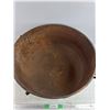 Image 2 : *Vintage Cast Iron Pot 20" x 13", RUSTY, PICKUP ONLY