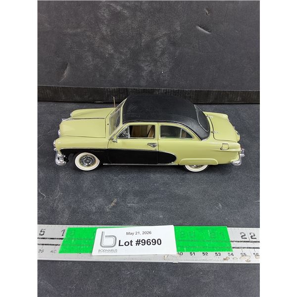 Die Cast 1950 Ford Crestliner Model