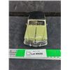 Image 2 : Die Cast 1950 Ford Crestliner Model
