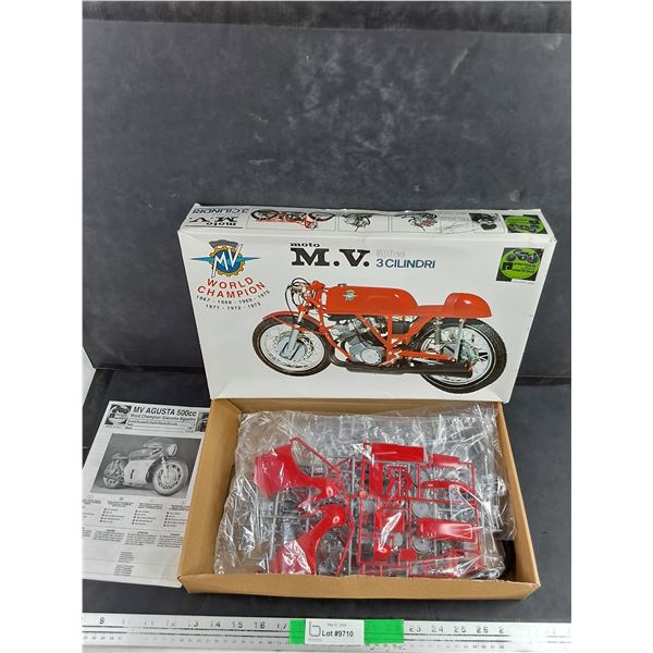 Moto M.V 500cc Motorcycle Model - New