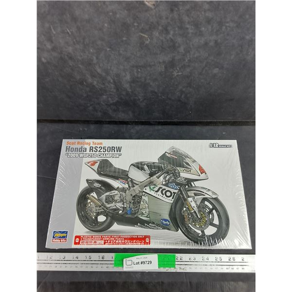 Hasegawa Honda RS250 RW Motorcycle Model - New
