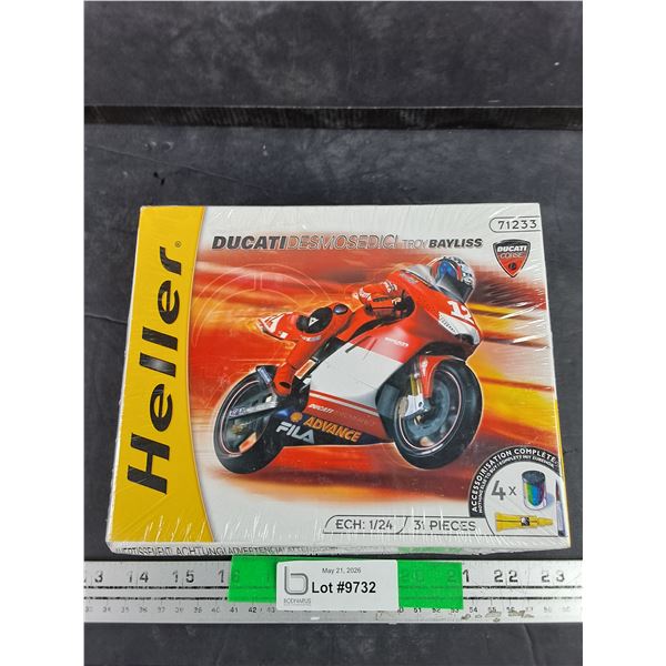 Heller Ducati Desmosedici Motorcycle Model - New
