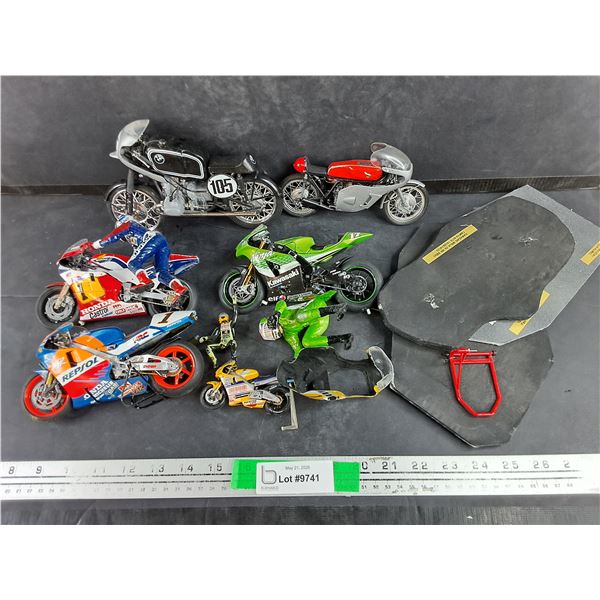 Assorted Completed Motorcycle Models