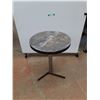 Image 1 : *Custom Made Shop Round Table 22" x 29", PICKUP ONLY