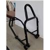 Image 3 : Venom Single Sided Swingarm Motorcycle Stand Lift