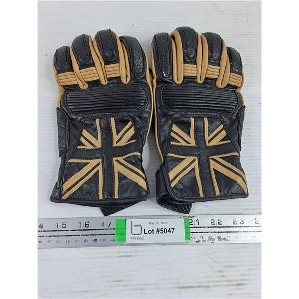Pair of Triumph Mono Union Flag Leather Motorcycle Gloves