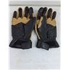 Image 3 : Pair of Triumph Mono Union Flag Leather Motorcycle Gloves