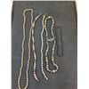 Image 2 : (5) Costume Jewelry Pearl Neck Laces