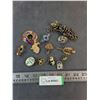 Image 1 : (13) Costume Jewelry Brooches
