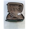 Image 5 : Heys Hard Body Rolling Suitcase - 13x23x9"