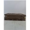 Image 4 : DVF Flower Pattern Suitcase 20x15x6"
