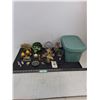Image 1 : Assorted Ornaments, Plastic Tote