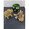 Image 4 : Assorted Ornaments, Plastic Tote