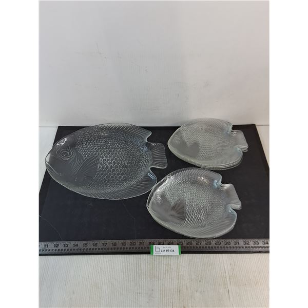 Vintage 9-Piece Set of "Arcoroc France" Glass Fish Plates